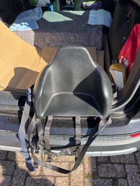 Stoeltje voor achterop scooter