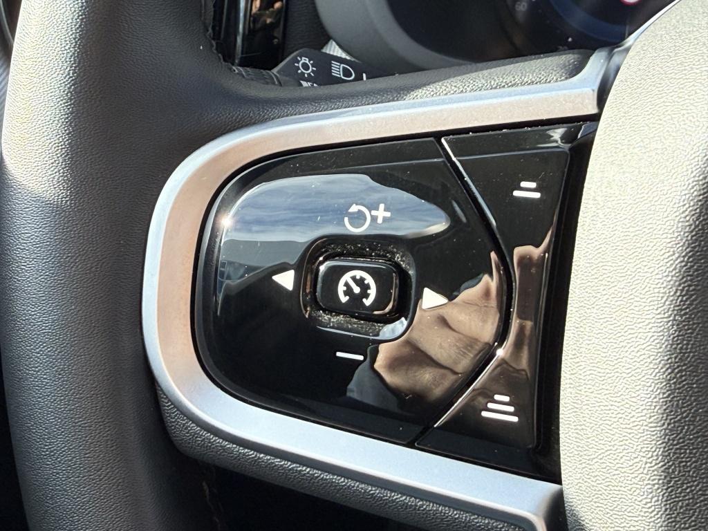 Volvo XC60 t6 398pk recharge plus dark| panodak| adap.cruise| 360camera| aw