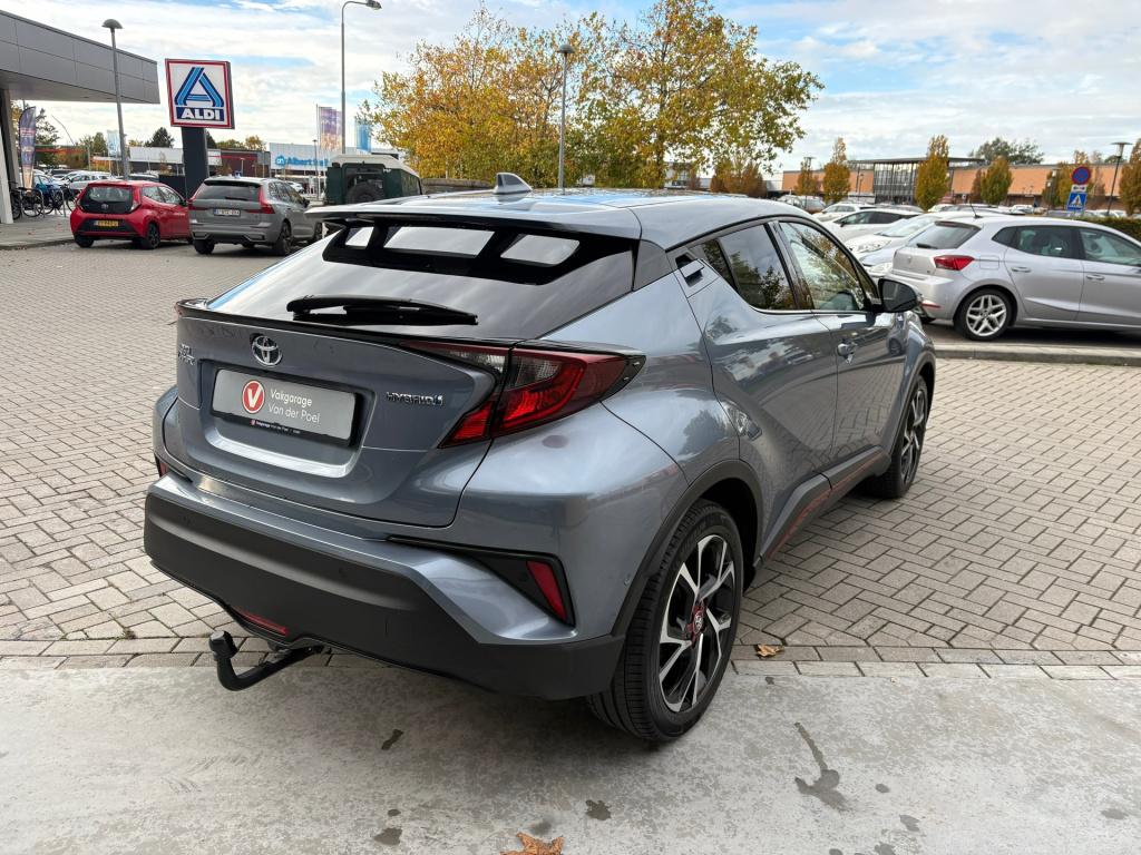 Toyota C-hr 1.8 hybrid business plus