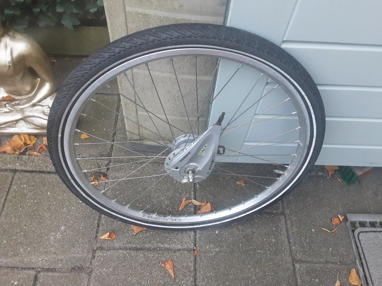 26 x 1,75 inch nexus voorwiel, naafdynamo, rollerbrake rem