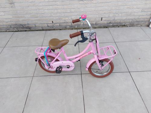 Mooie kinderfiets voor meisjes.
