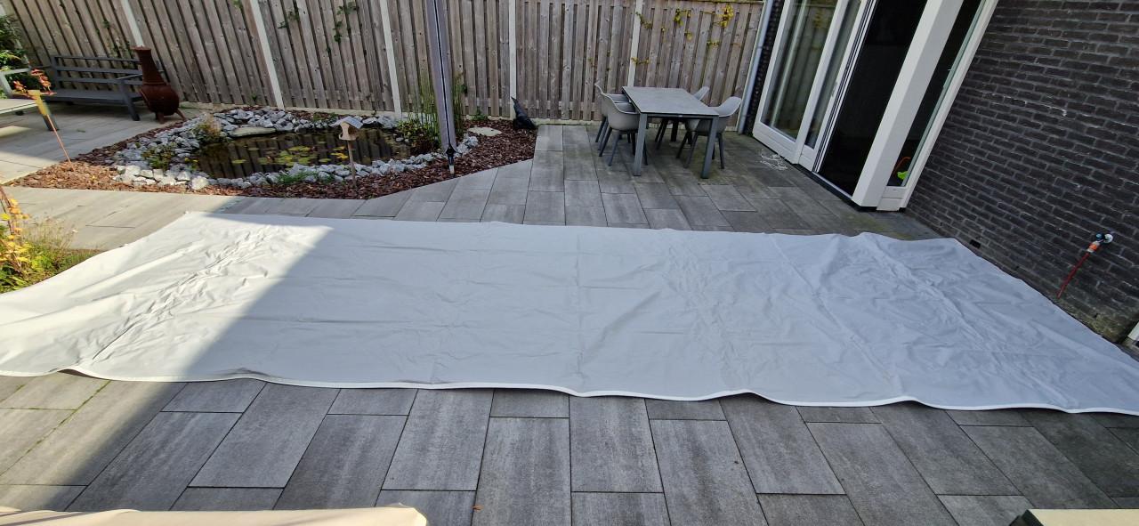 Caravanluifel Doréma Kreta (maat 8) inclusief stokken