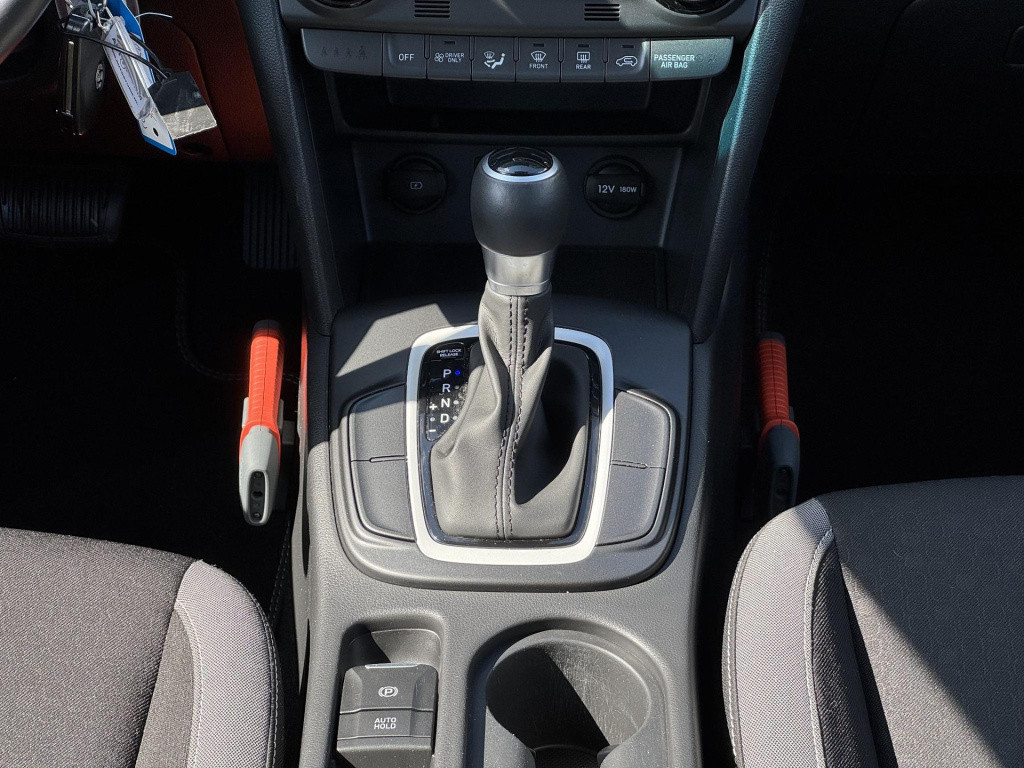 Hyundai Kona 1.6 gdi hev comfort | trekhaak | navigatie | camera | apple ca