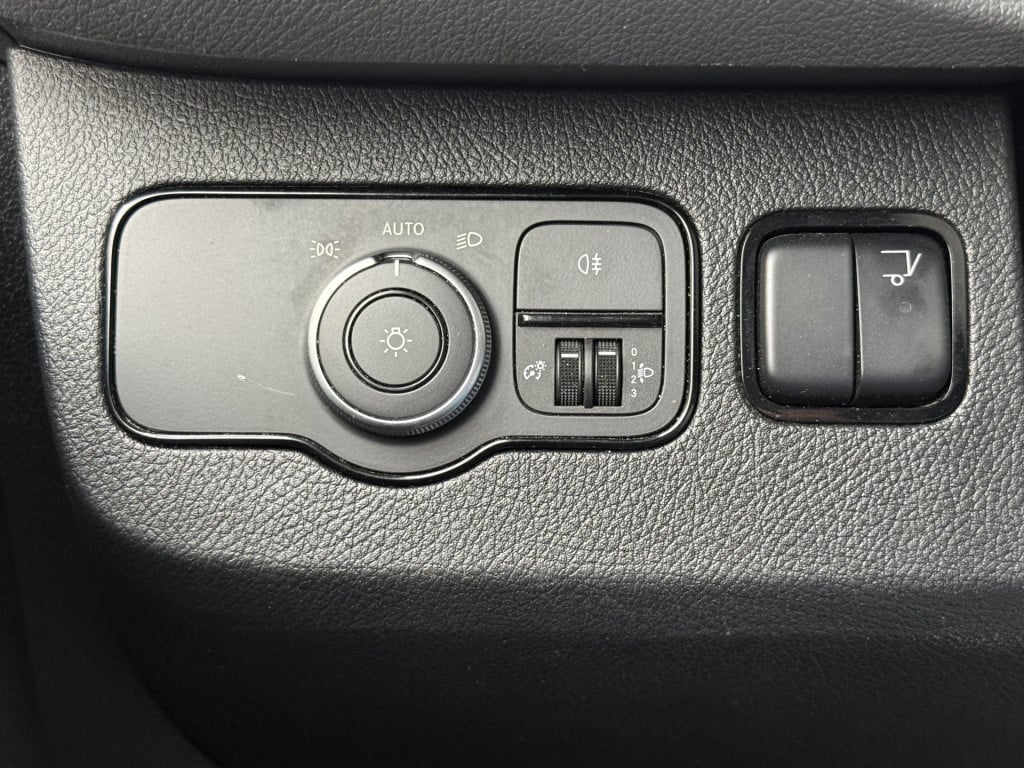Mercedes-Benz Sprinter 315 1.9 cdi bakwagen | laadklep | navi | carplay | c