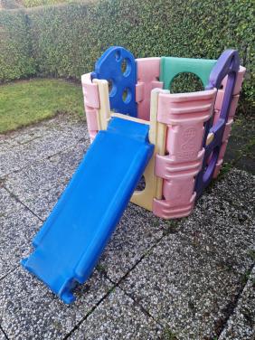 Gebruikt kinder speelhuisje / glijbaan
