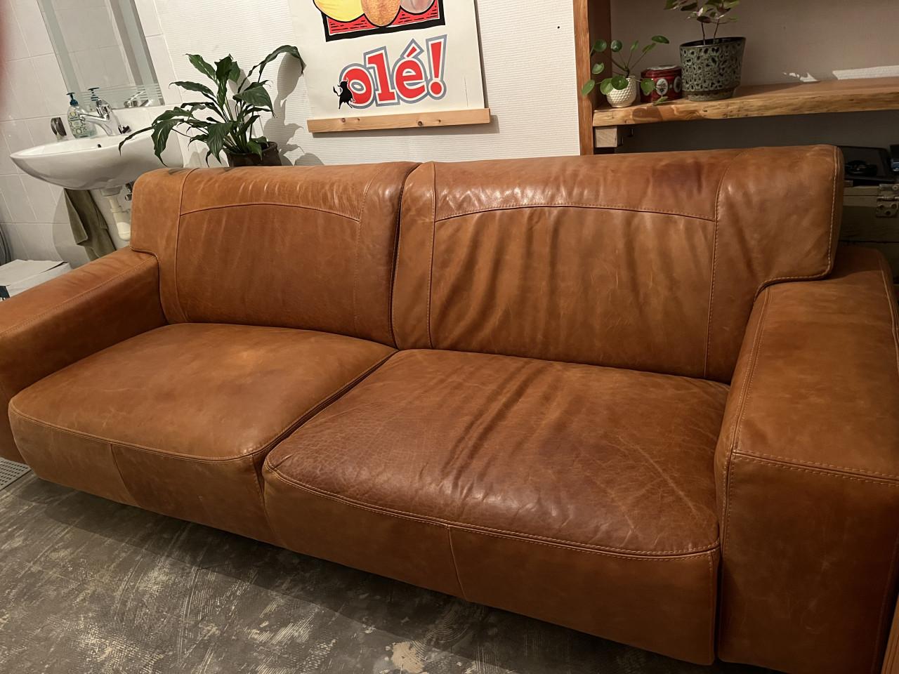 Cognac kleur lederen bank