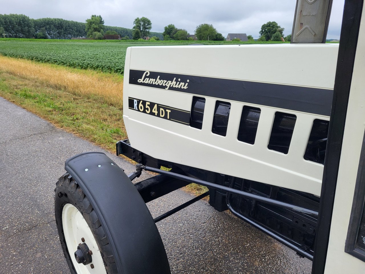 Lamborghini R654