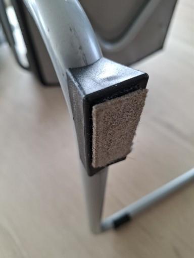Eethoek -eivormige vergadertafel met 6 stoelen met armleuning (zie foto’s)