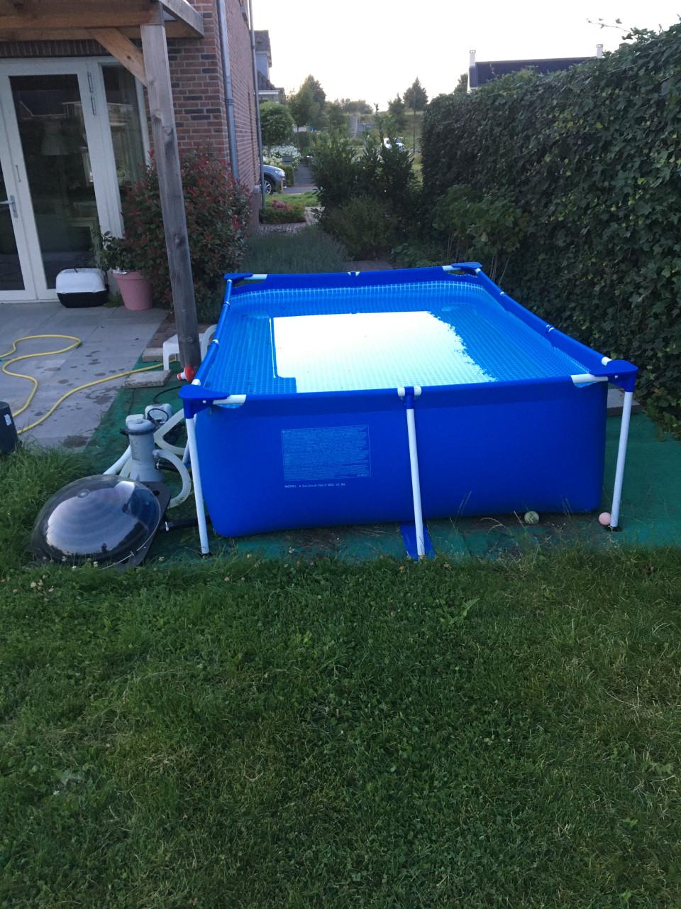 Intex frame zwembad 300x200x75 plus veel accesoires