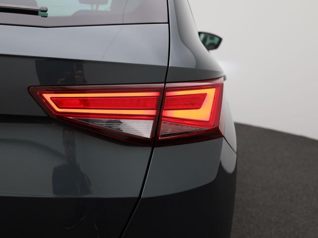 Seat Ateca 1.5 tsi style business intense | navigatie | apple carplay / and