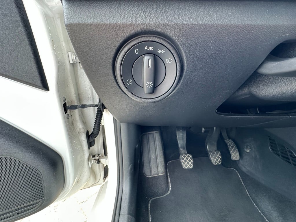 Volkswagen UP! up 1.0 bmt move cruise control airco dab+