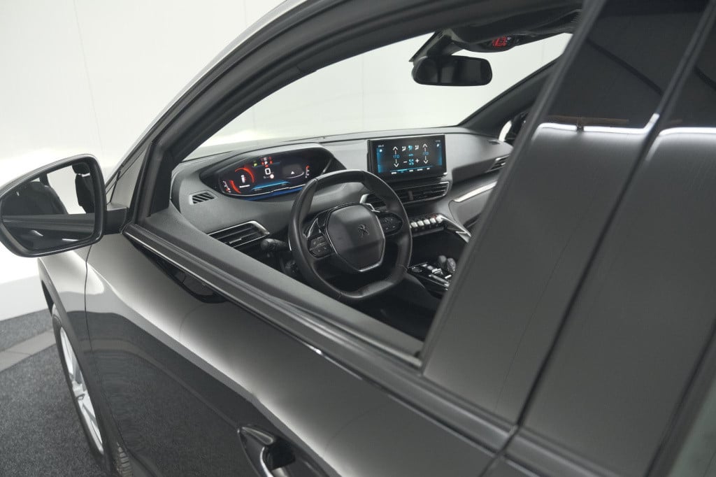 Peugeot 5008 puretech 130 eat8 active pack business | 7 zitplaatsen | camer