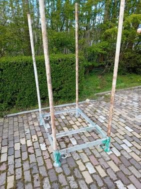 Stalen transport pallets