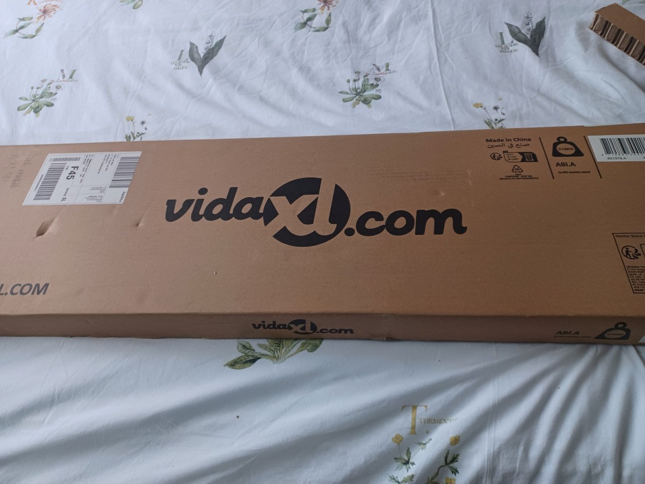 Monitor standaard voor op bureau