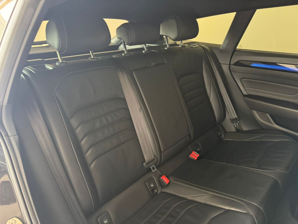 Volkswagen Arteon shooting brake 1.4 tsi ehybrid r-line business+