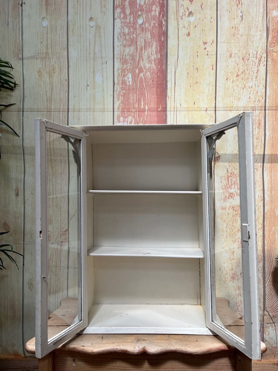 Brocante Kleine Hang Vitrine No 745