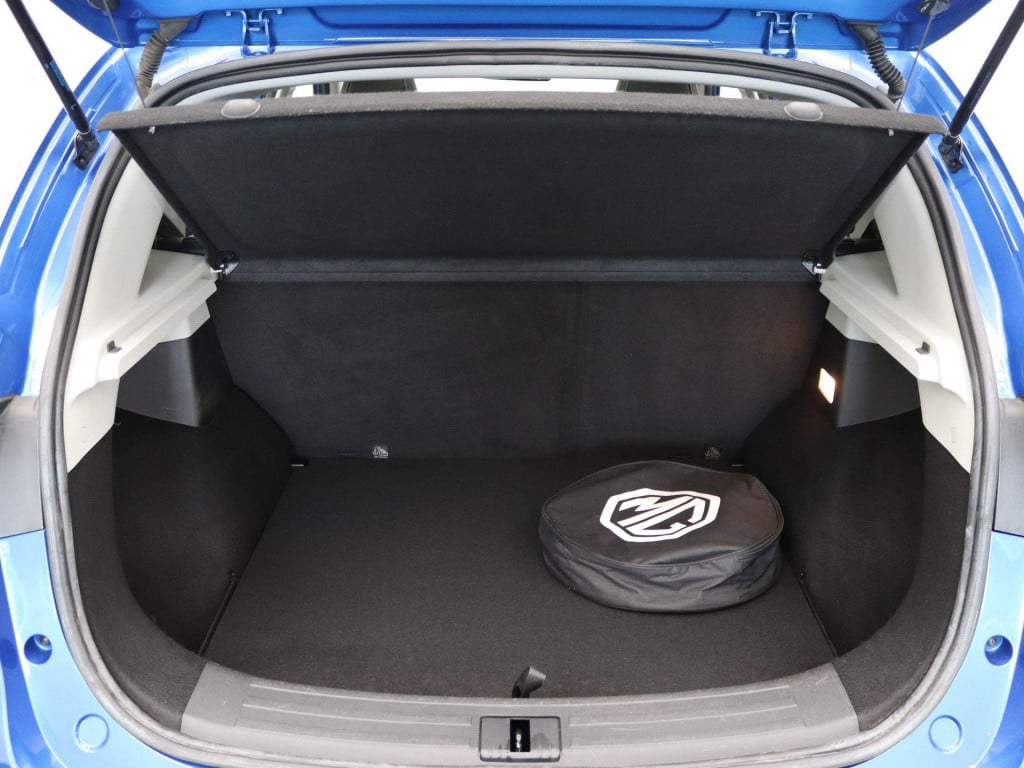 MG Zs-ev mg luxury 45 kwh | automaat | panorama dak | leder | navigatie | a