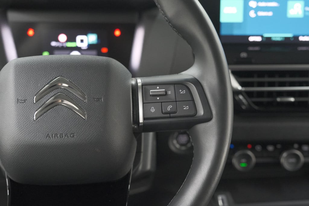 Citroen Ë-c4 shine 50 kwh | camera | pack winter | apple carplay | navigati