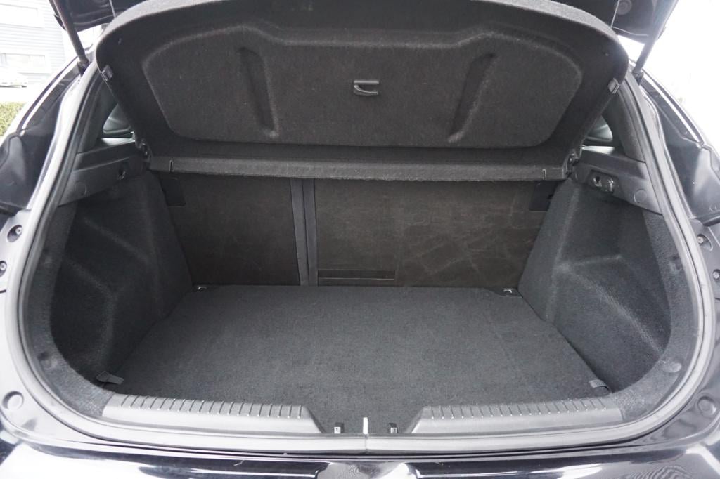 Hyundai I 30 1.6 gdi i-vision automaat / climate / navi / cruise controle /