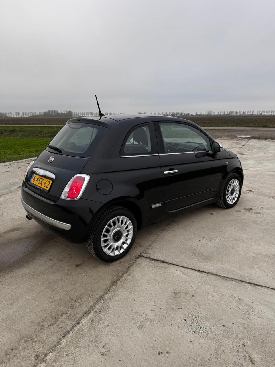 Fiat 500 0.9 85pk Twinair Turbo 2013 Zwart
