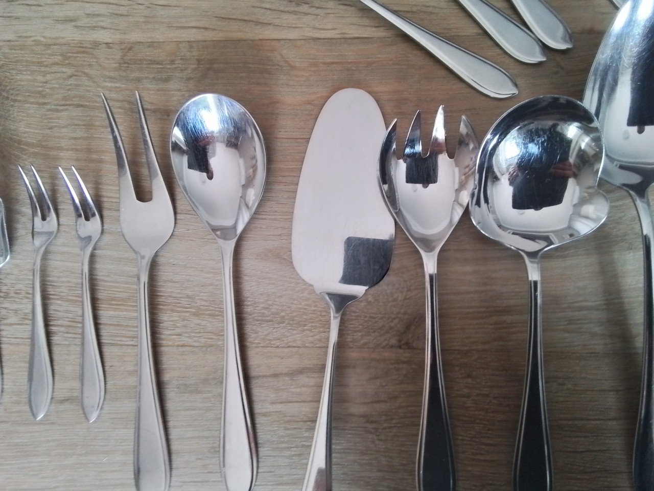 Bestek Keltum 18-8 Puntfilet