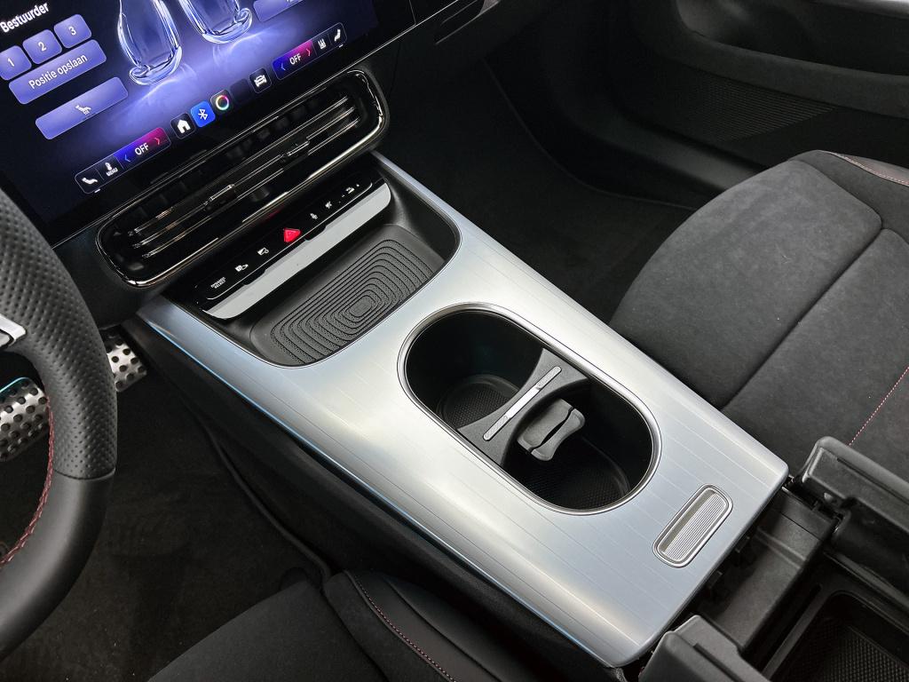 Mercedes-Benz Cla 250+ launch edition 85 kwh | nightpakket | memorypakket |