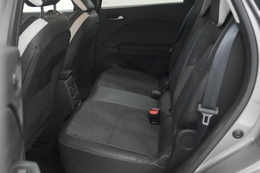 Renault Captur mild hybrid 140 edc techno 360 camera | 9.3 inch navigatie |