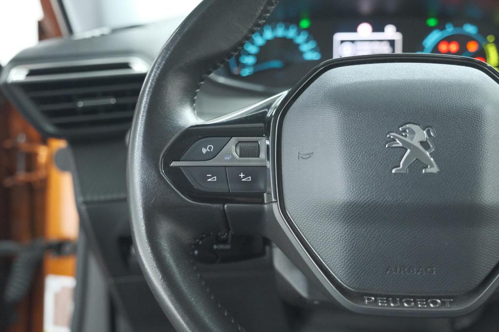 Peugeot E-2008 ev allure pack 50 kwh | 3 fase laadfunctie | parkeersensoren