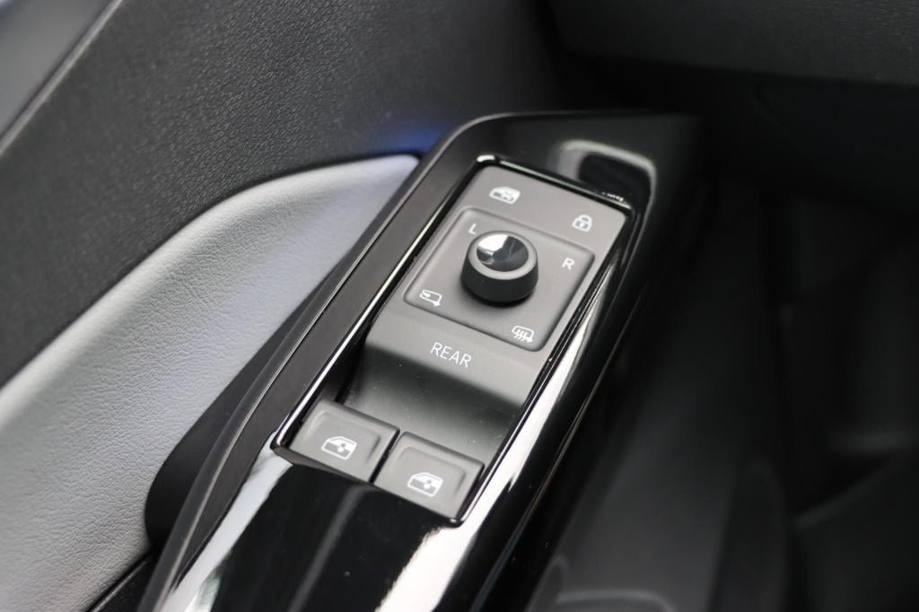 Volkswagen Id.3 pro 58 kwh | soh 94,9% |
