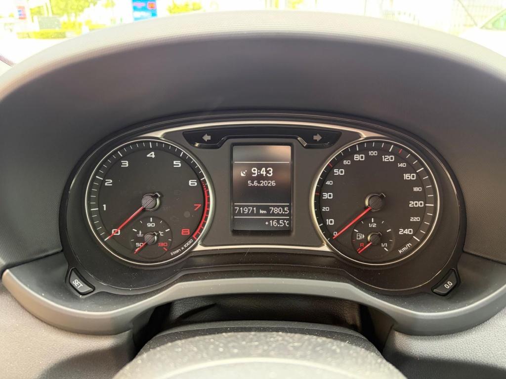 Audi A1 Sportback 1.4 tfsi connect | s-line | automaat