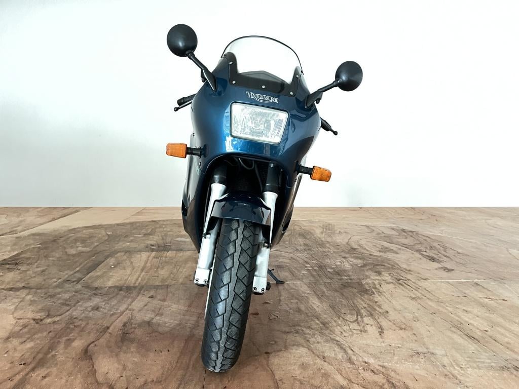 Triumph Trophy tour 900