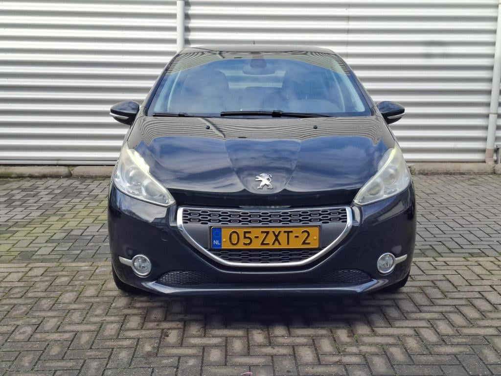 Peugeot 208 1.4 vti 95 griffe 5-drs navi/leer/clima