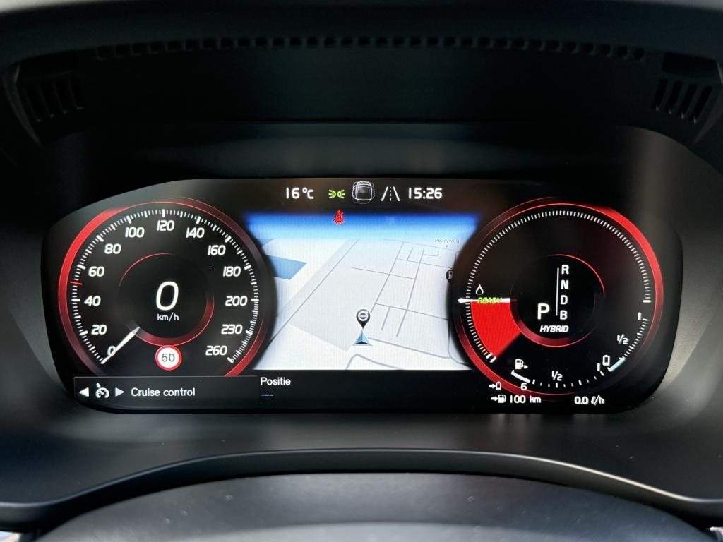 Volvo XC60 t8 390pk recharge r-design| panodak| luchtvering| trekhaak| came