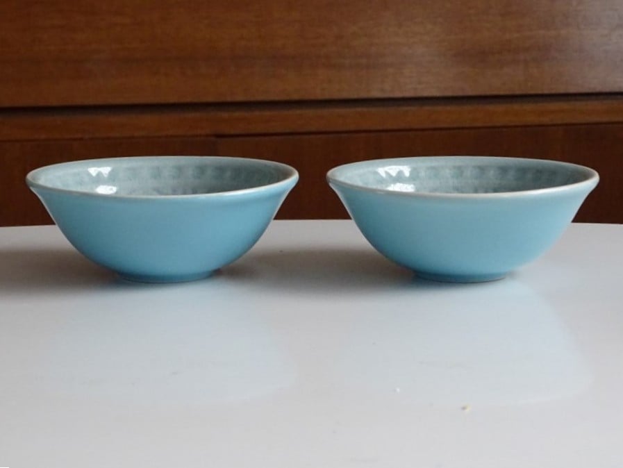 2 Celadon Schaaltjes Rijstkommen China T.E.A.B.