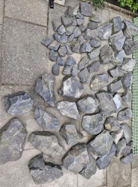 Partij basalt stenen