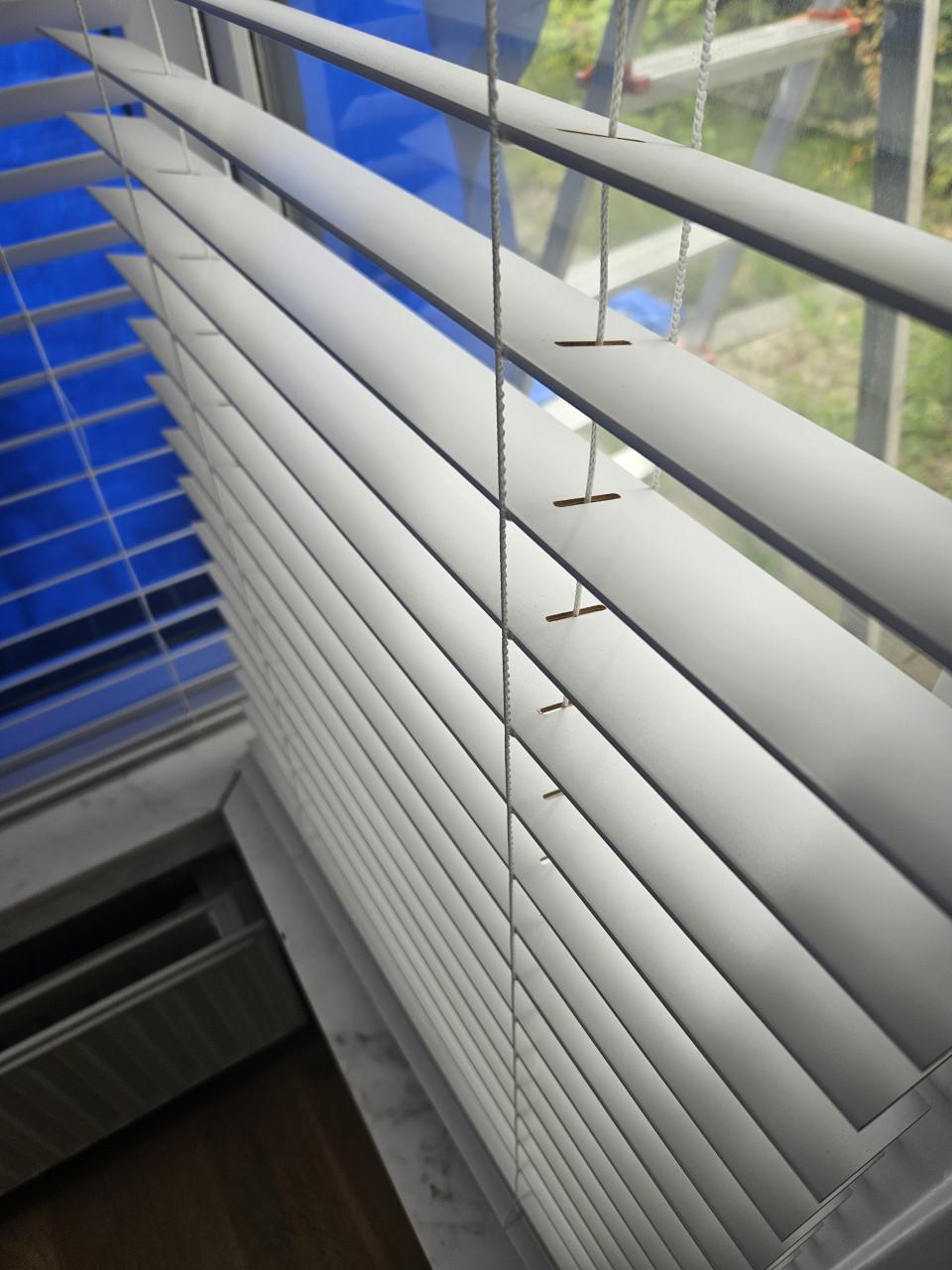 Houten jaloezieën wit 5x verschillende maten