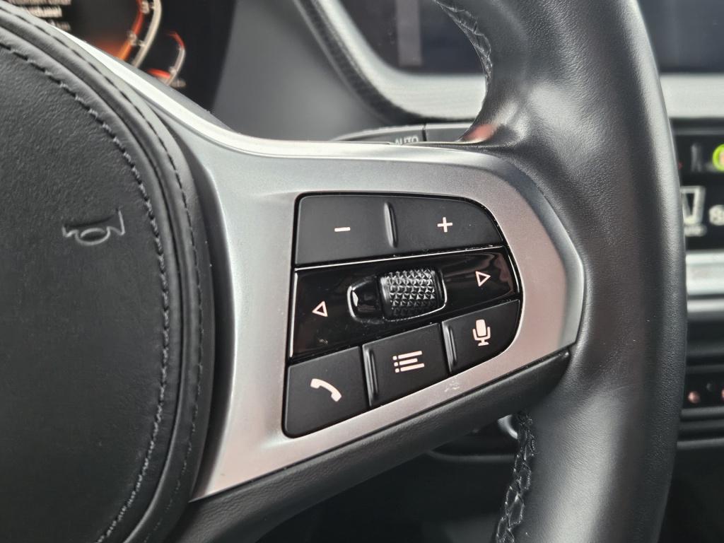 BMW 1 Serie 118i high executive m-sport | head-up | leder