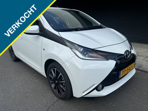Toyota Aygo 1.0 vvt-i x-play // 1e eigenaar // 16.000km! //