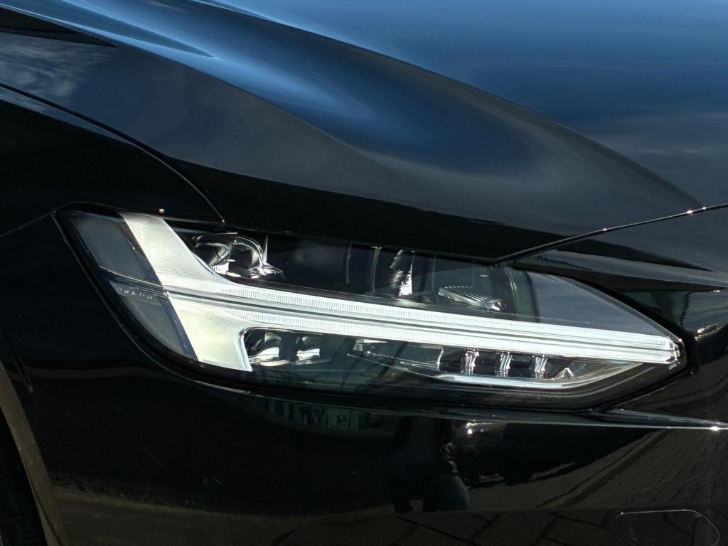 Volvo S90 2.0 t4 momentum | leder | parkeersensor | acc | apple carplay | b