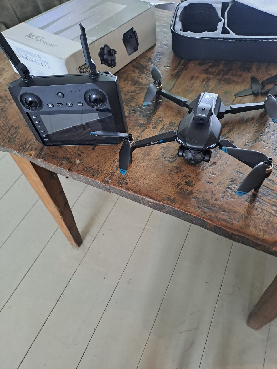 RC Drone M33