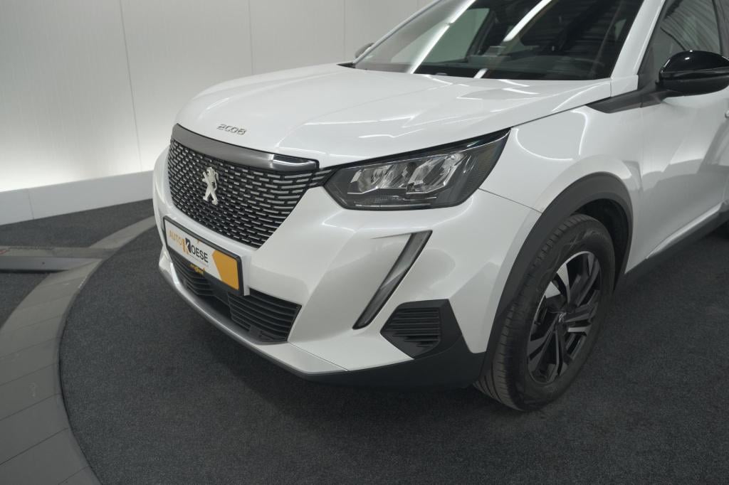 Peugeot 2008 puretech 130 eat8 allure | camera | navigatie | parkeersensore