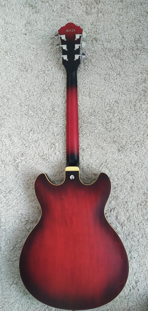 Ibanez AS-53 Sunburst Red Flat z.g.a.n. met gigbag, 175 euro.