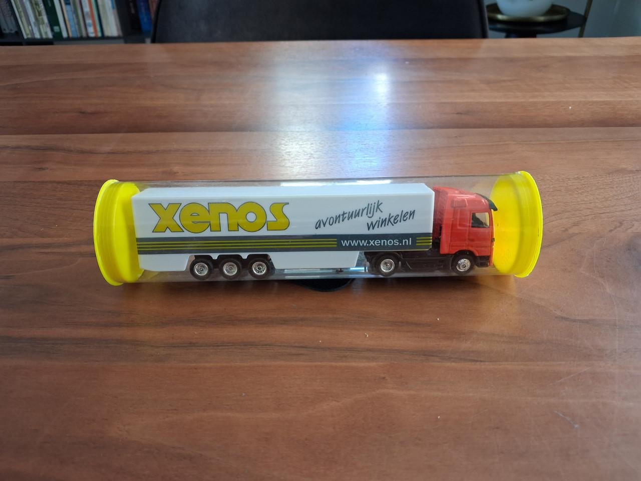 Model vrachtauto, nieuw in originele verpakking