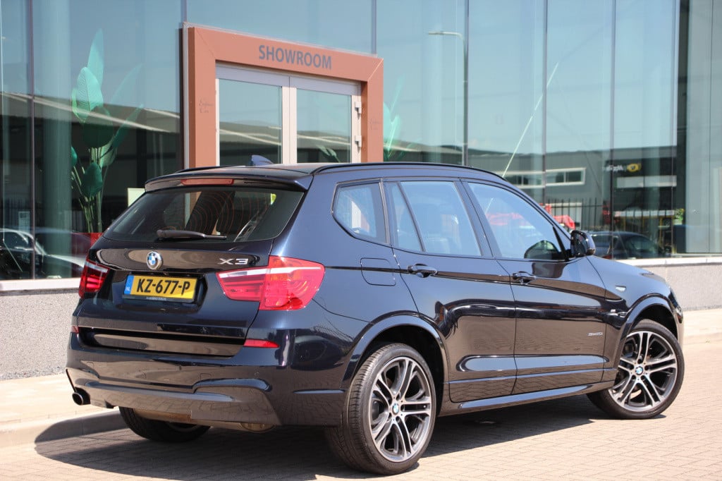 BMW X3 sdrive20i centennial high executive | m pakket | pano | leder | head