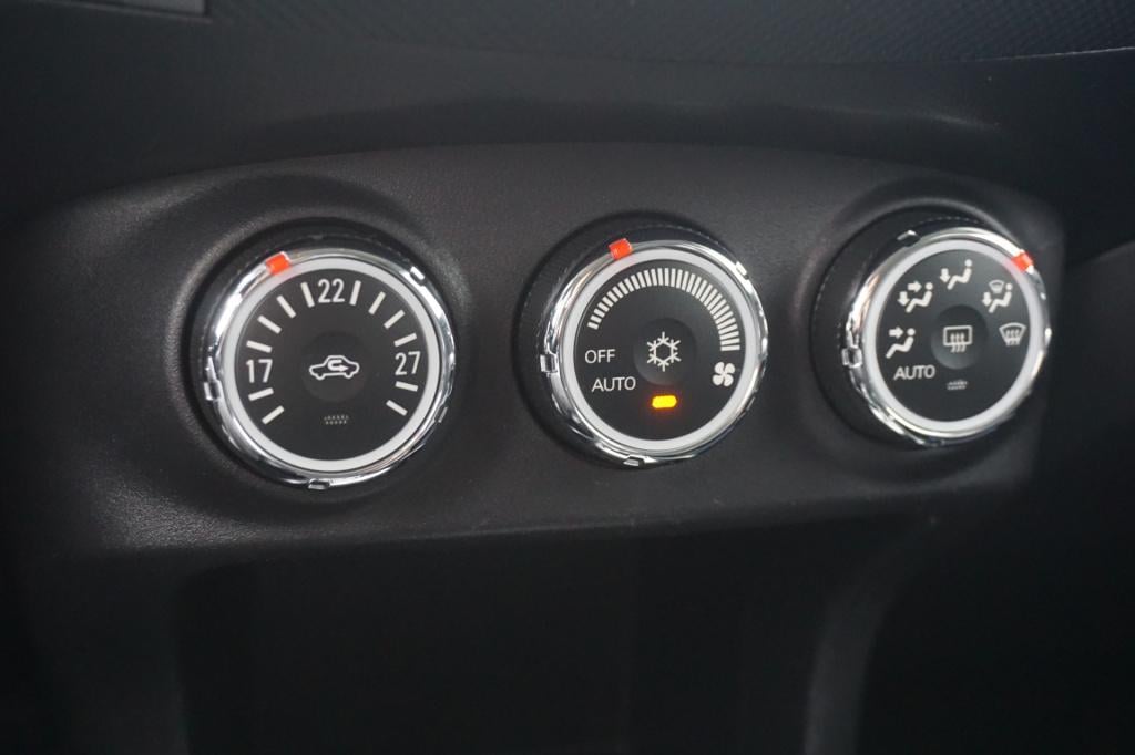 Mitsubishi Outlander 2.0 intro edition automaat - airco / carplay / cruise 