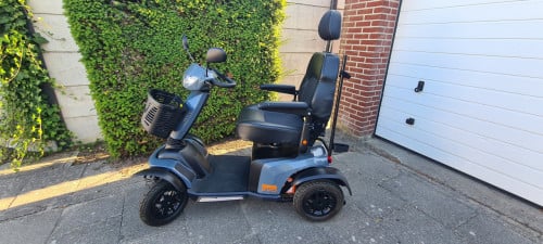 Scootmobiel Excel Galaxy II EVO Deluxe aug.'24 met 2 accu's!