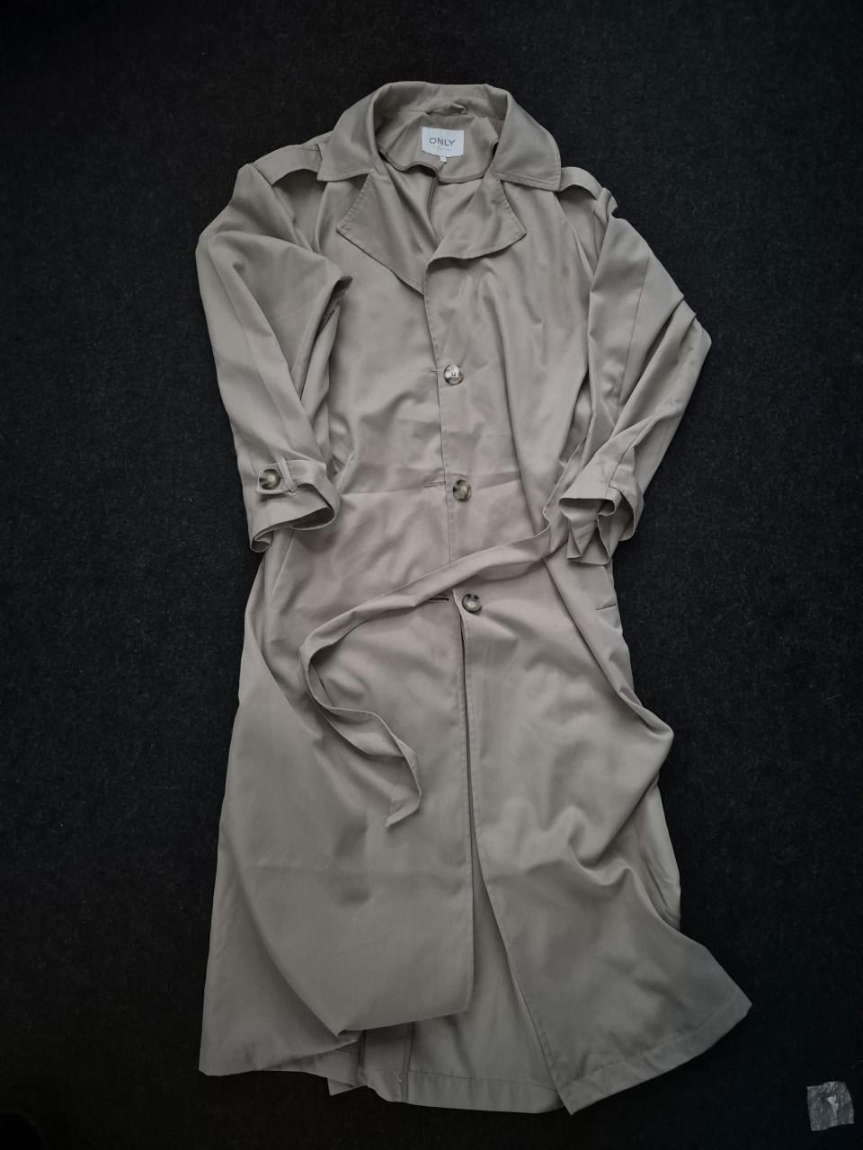 Lange zomerjas Only beige maat l