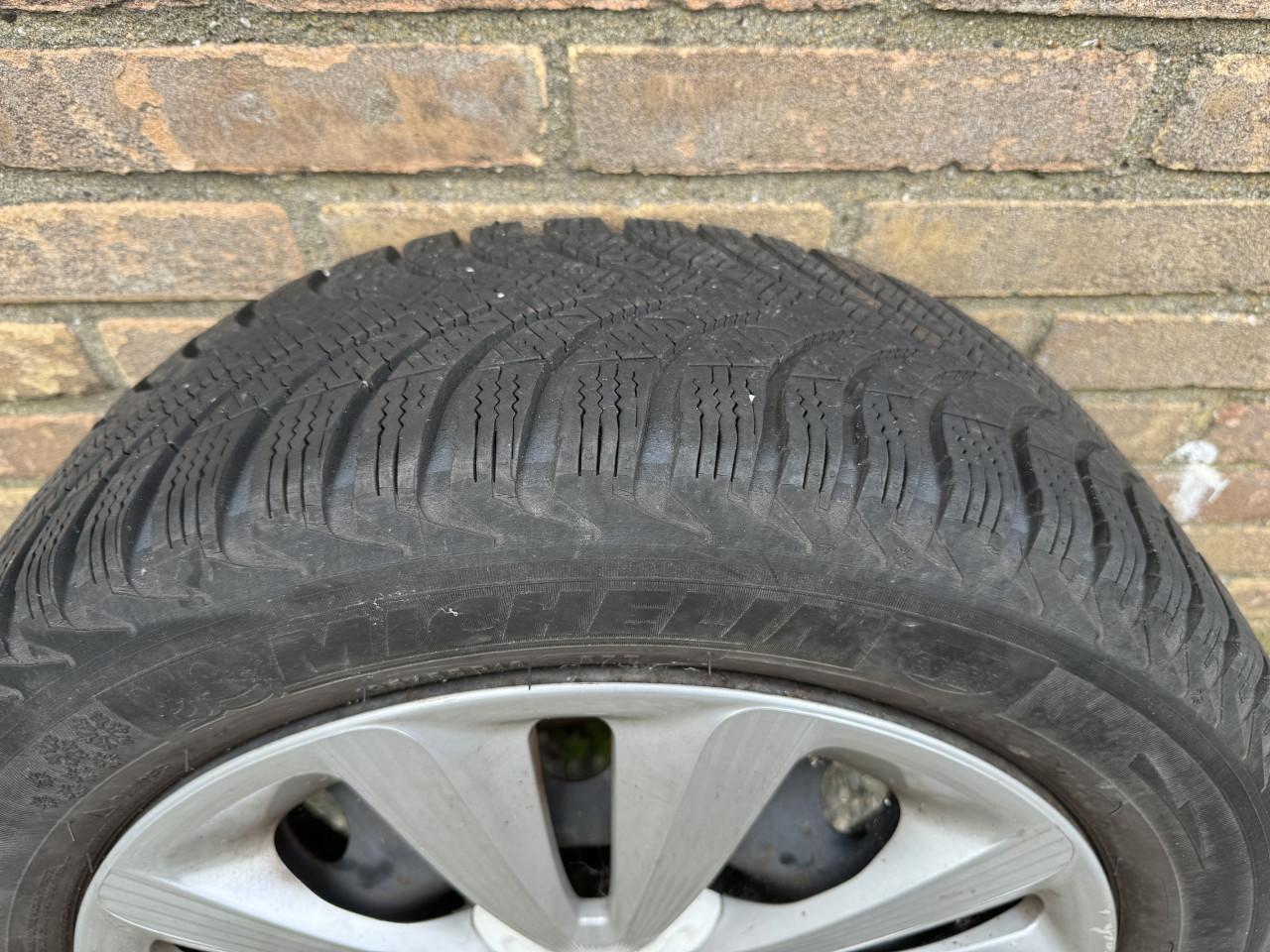 4 Michelin winterbanden 16 inch