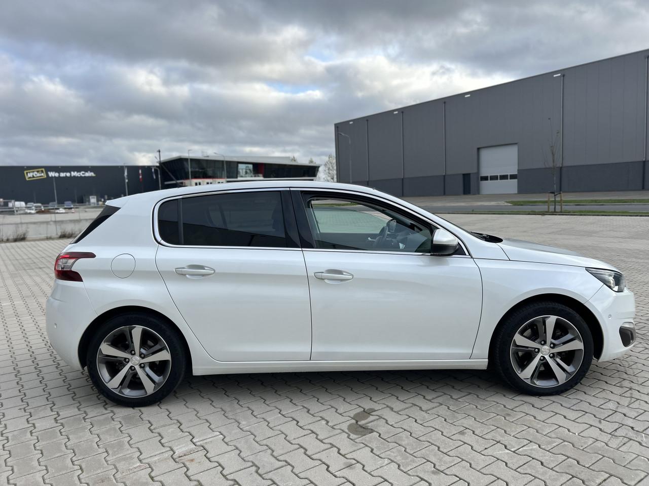 Peugeot 308 1.6 THP Allure 157 PK/PANO/CRUISE CONTR/KEY-LESS