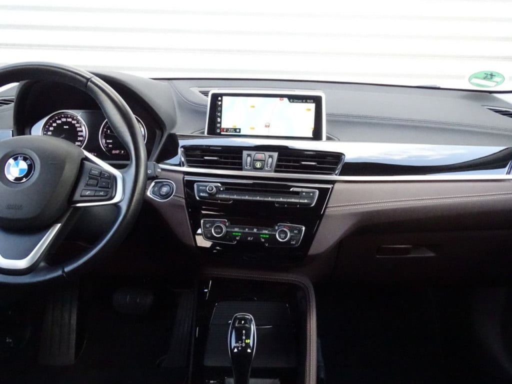 BMW X2 sdrive20i high executive led | trekhaak | camera | 18"
